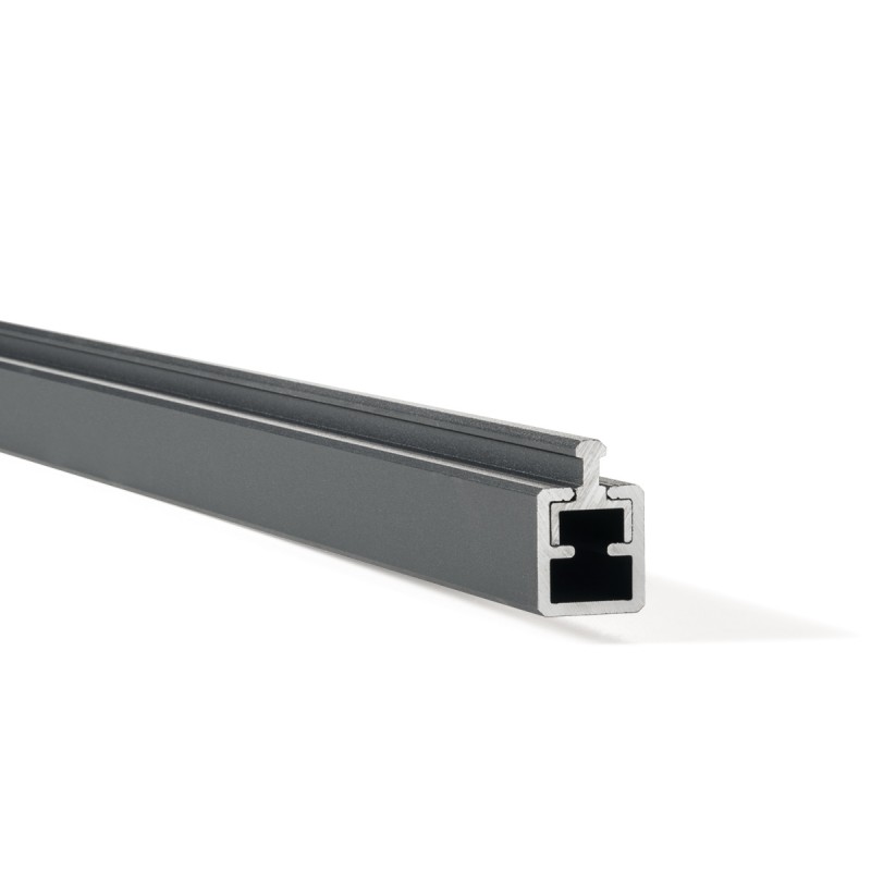 Lisse basse aluminium pour clôture composite et aluminium gris anthracite Lisse basse aluminium pour clôture composite et aluminium gris anthracite